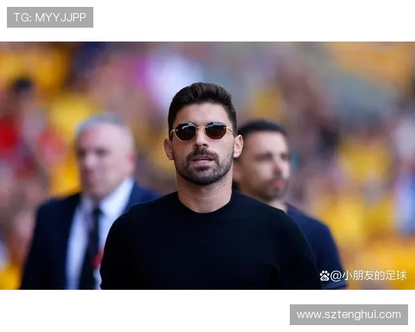 内维斯带队夺英冠冠军的成就解析