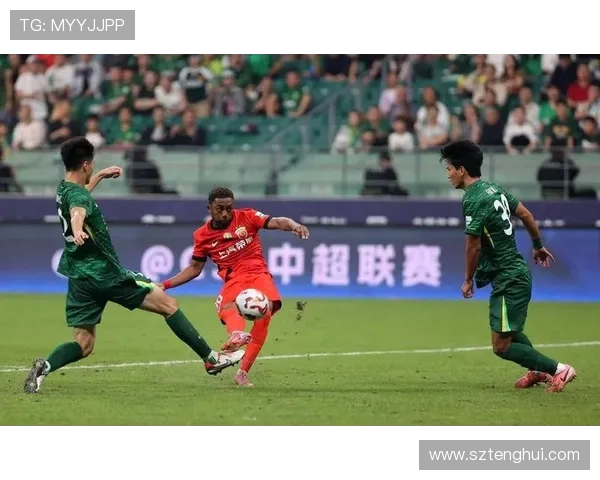 国安防守漏洞显现,近期表现波动对赛季稳定性带来考验 国安防守漏洞显现,近期表现波动对赛季稳定性带来考验